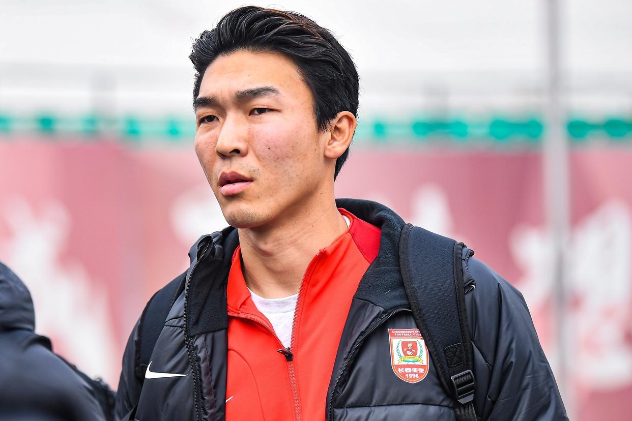 db电竞官网-关键时刻成都蓉城调整名单以备足总杯，防线松动环节打磨，赛场秩序良好，年轻球员得到机会