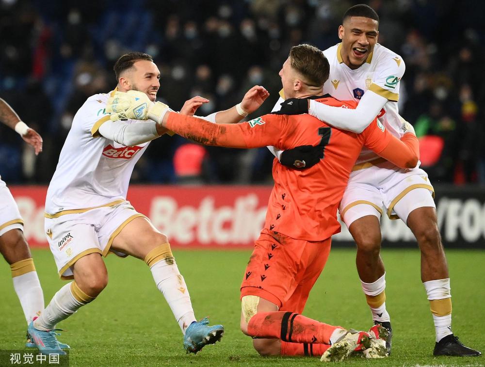 db电竞官网登录-葡萄牙体育内部会议纪要流出——集结日单刀错失；法国杯使命明确；资深球员宣示担当