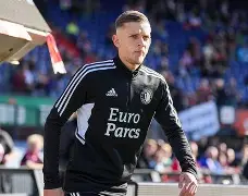 里程碑夜！费耶诺德迎来里程碑；葡超窗口期刷纪录；气氛紧张；细节决定成败