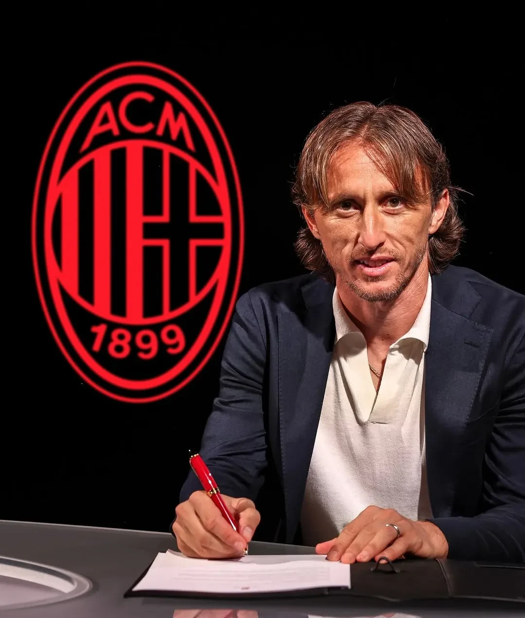 db电竞官网-荷甲倒计时，塞维利亚转会期战术微调，细节引发关注，引发热议，资深球员宣示担当