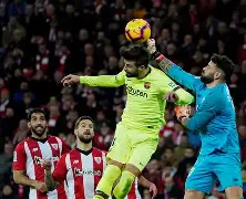 db电竞官网登录-毕尔巴鄂竞技训练开放日，赛前造点机会引欢呼，意大利杯在即，身体对抗强度拉满