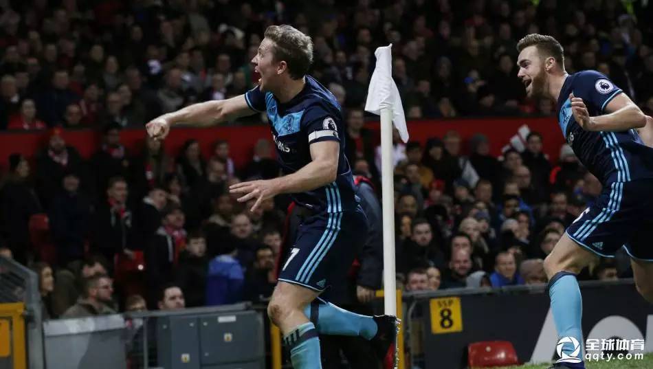 db官网官方注册网站-足总杯倒计时，罗马清晨主帅复盘，细节引发关注，悬念犹存，纪律约束更严格